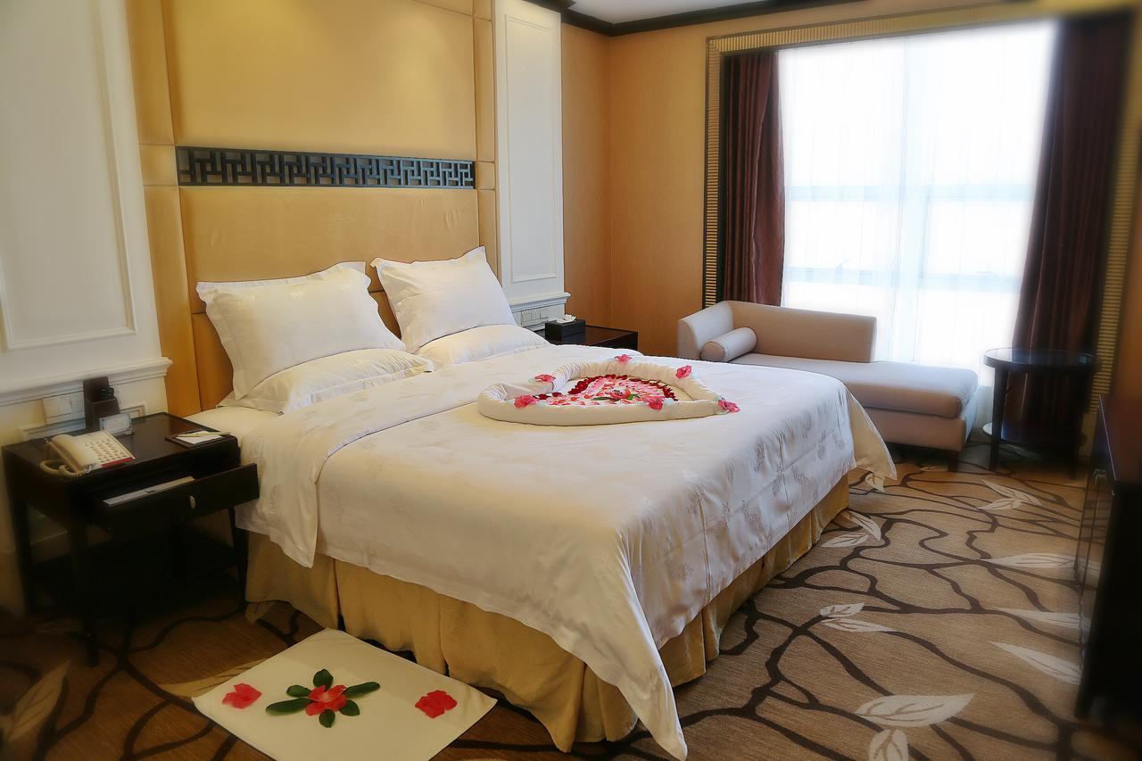 Royal Century Hotel Thẩm Quyến Ngoại thất bức ảnh