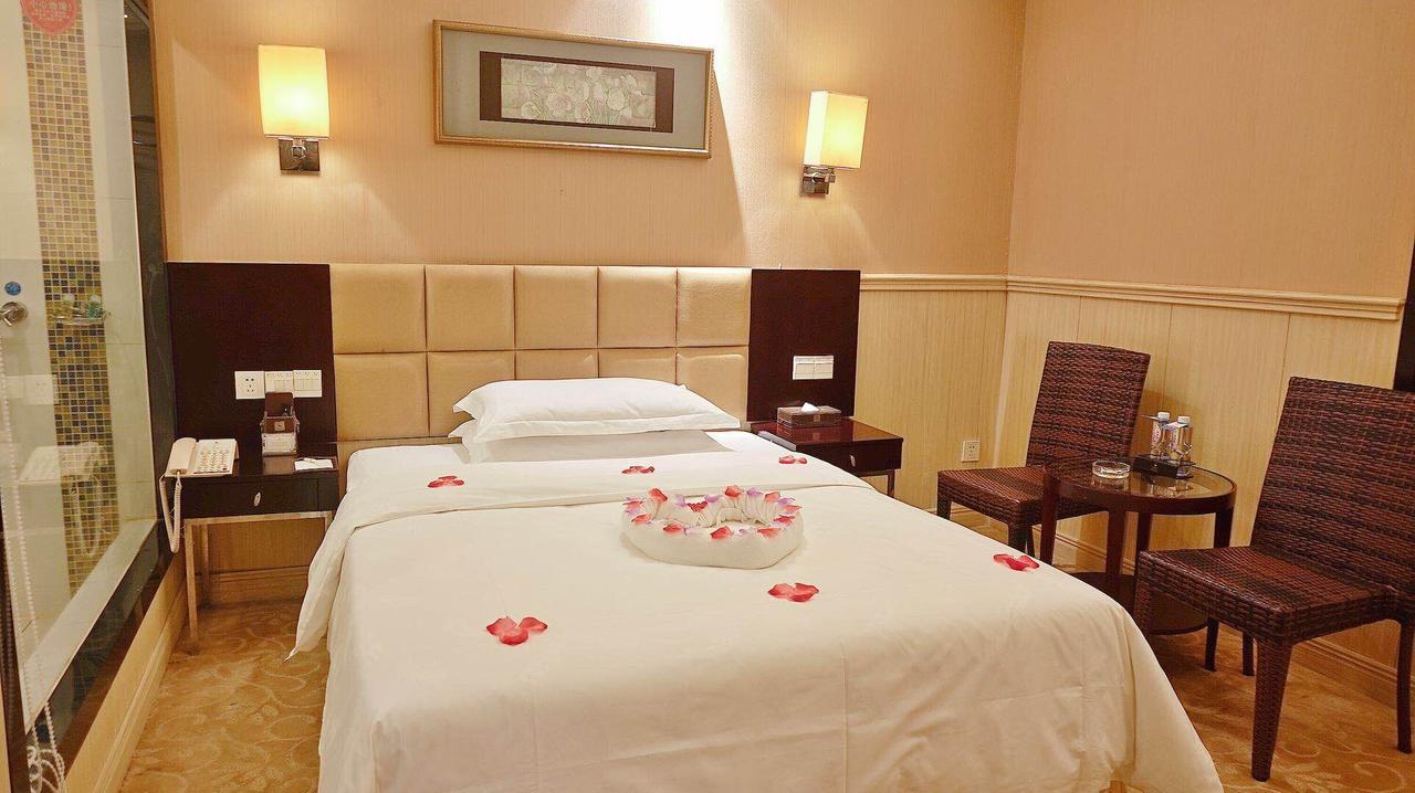 Royal Century Hotel Thẩm Quyến Ngoại thất bức ảnh