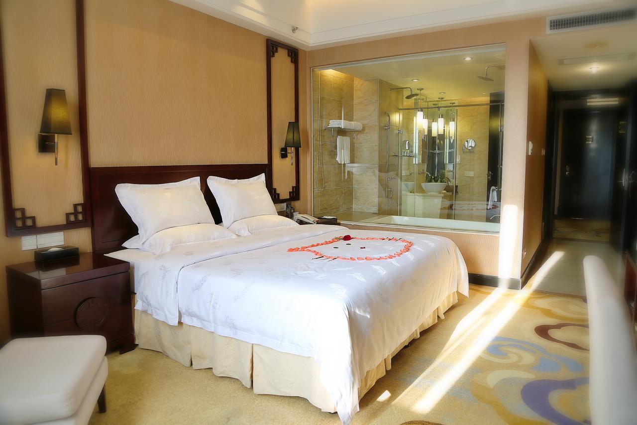 Royal Century Hotel Thẩm Quyến Ngoại thất bức ảnh